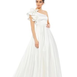 Prom! Homecoming! Brand new unaltered Mac Duggal Style 67582 white ballgown